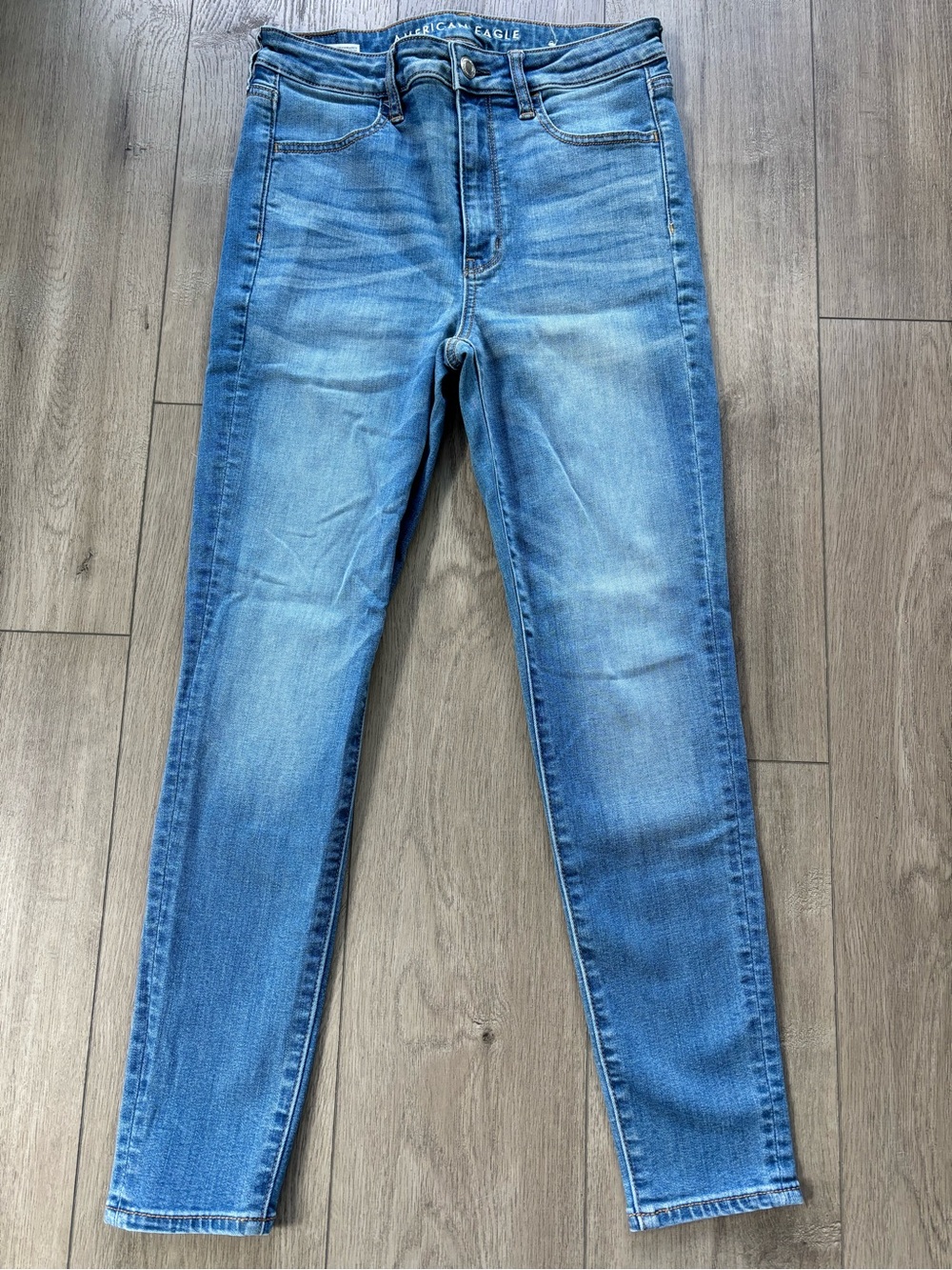 American Eagle Outfitters Women's Skinny Jeans - Light Blue Wash